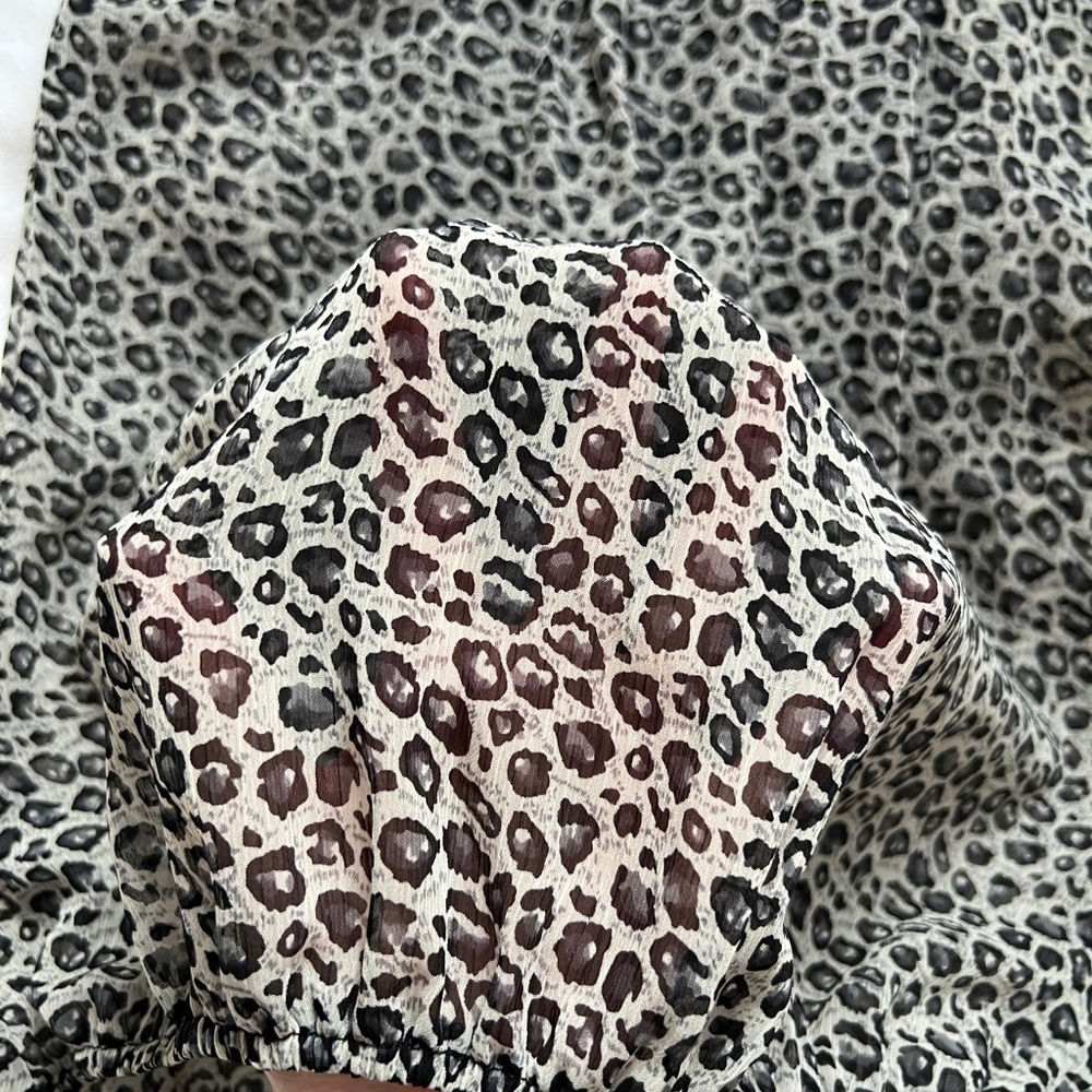 Y2K Leopard Print Sheer Ruffle Top - Picture 4 of 8